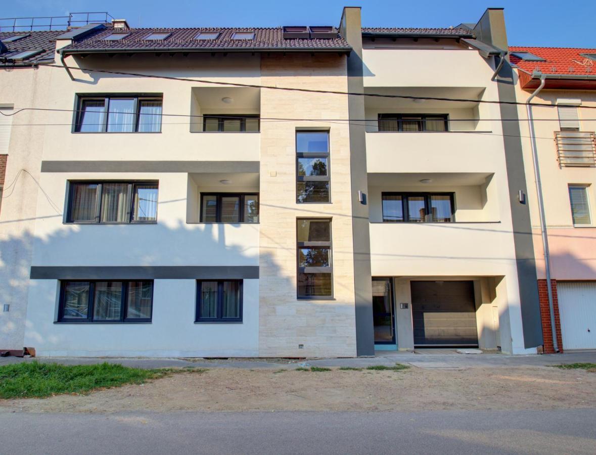 Hajnal Apartman Lejlighed Szeged Eksteriør billede