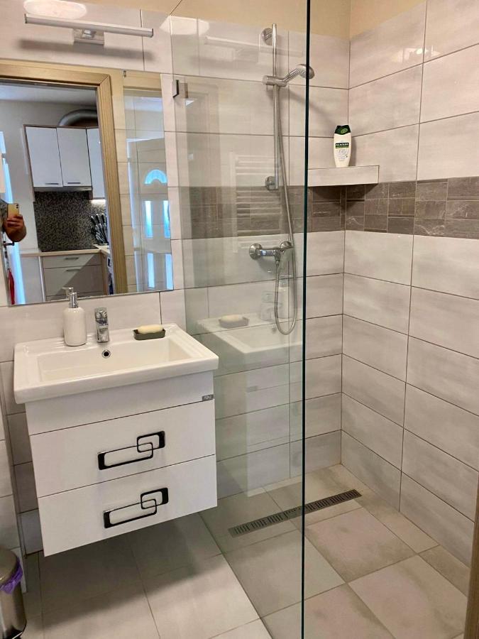 Hajnal Apartman Lejlighed Szeged Eksteriør billede