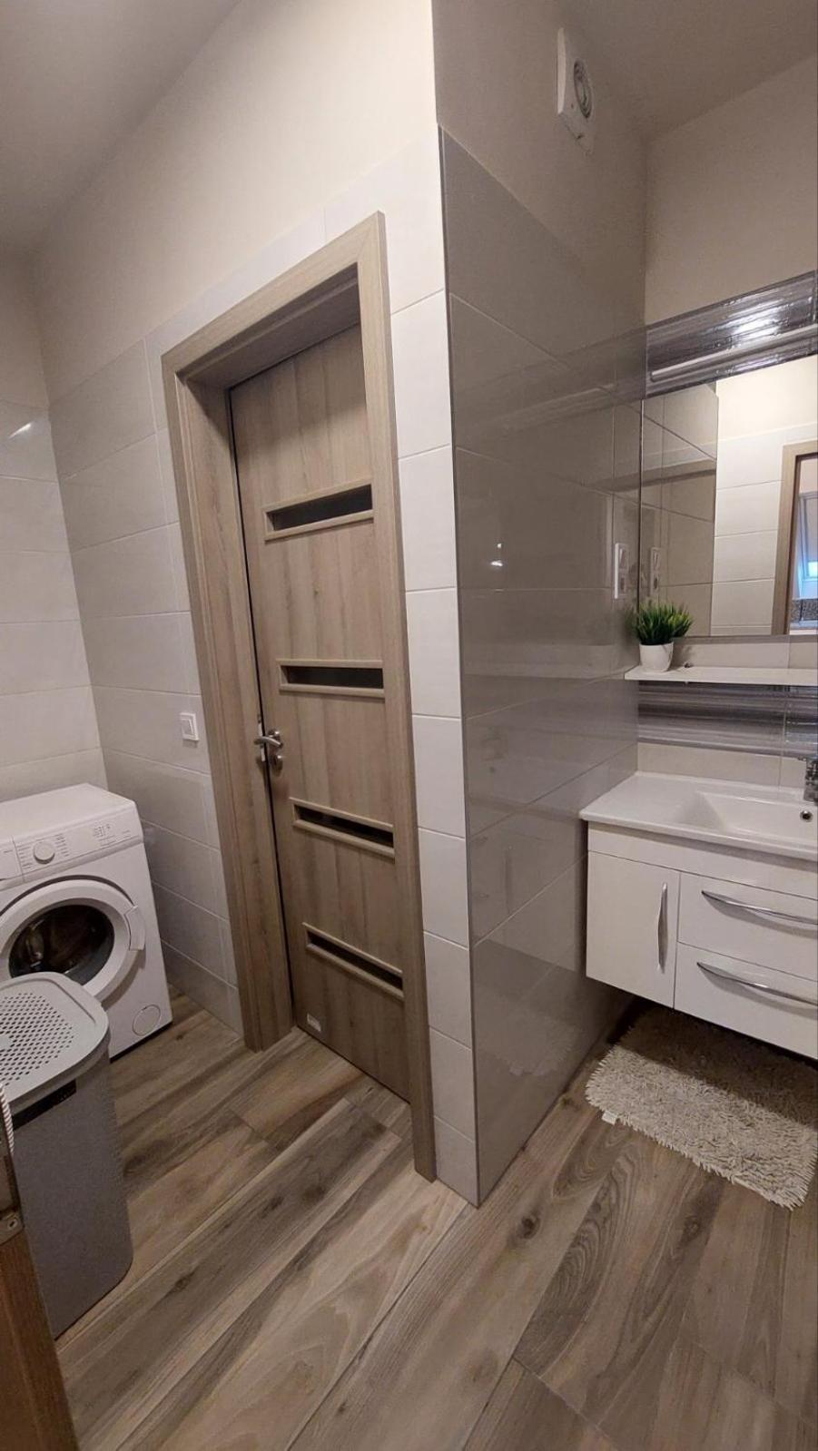 Hajnal Apartman Lejlighed Szeged Eksteriør billede
