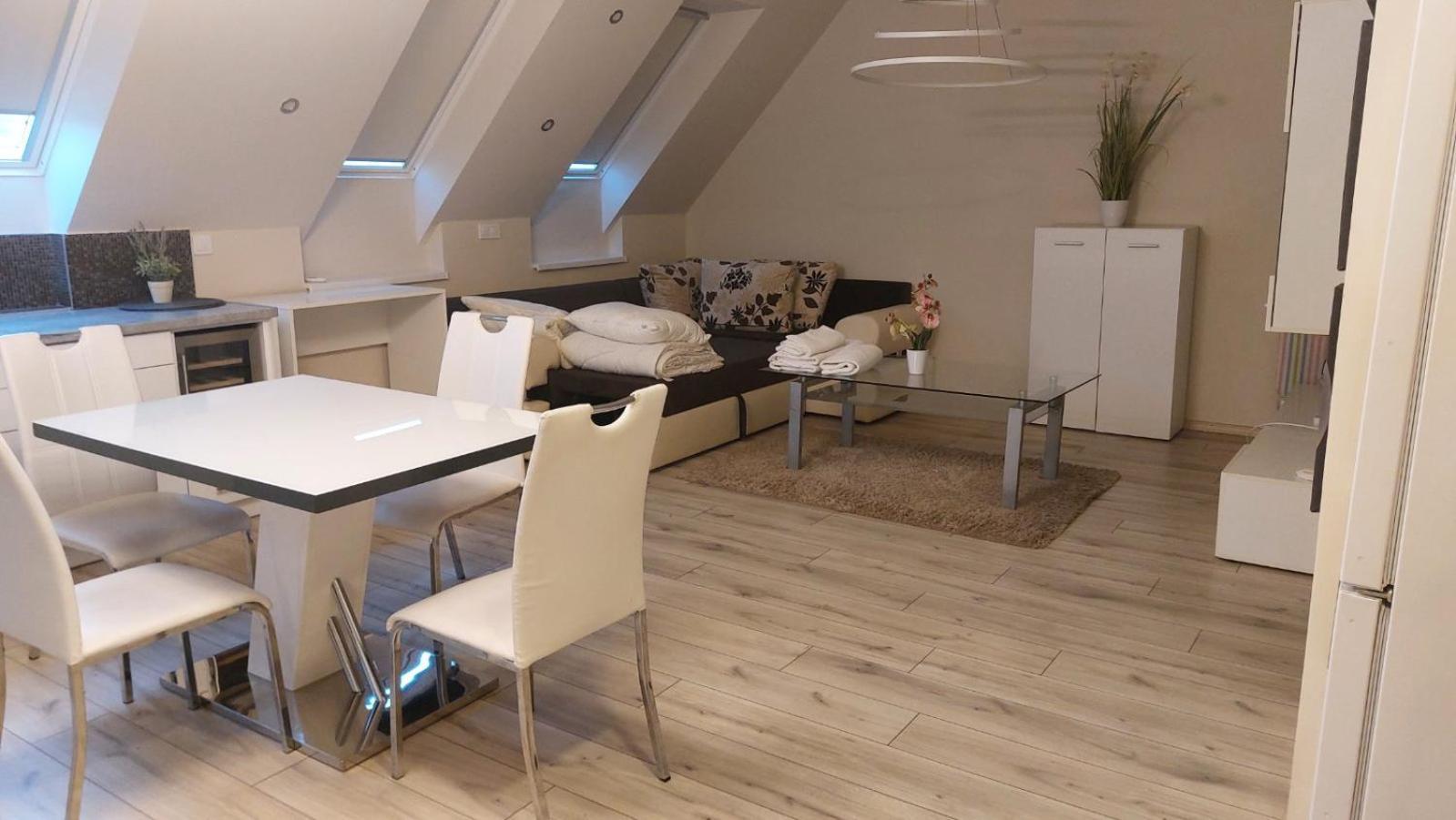 Hajnal Apartman Lejlighed Szeged Eksteriør billede